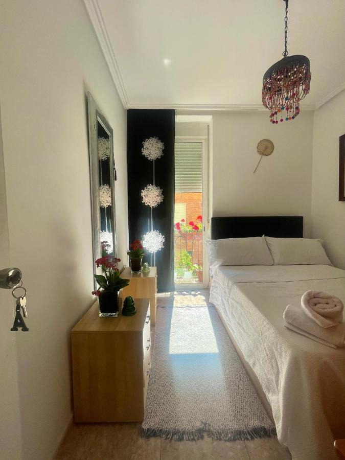 Habitacion Privada En Piso Compartido Βαλένθια Εξωτερικό φωτογραφία